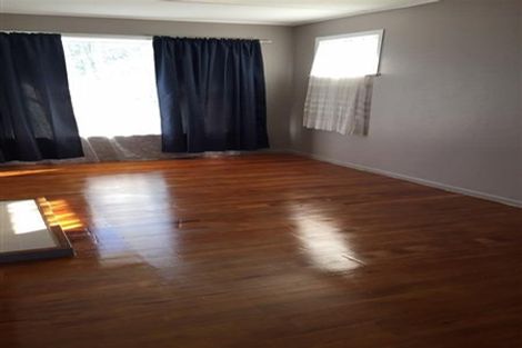 Photo of property in 63 Hepburn Road, Glendene, Auckland, 0602