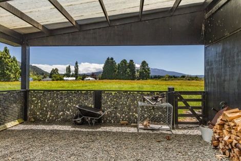 Photo of property in 2/76 Ruapehu Road, Ohakune, 4625