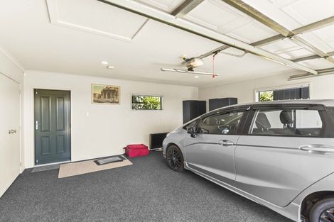 Photo of property in 8 Jelas Road, Red Beach, 0932