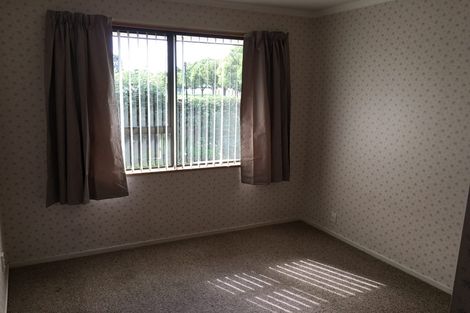 Photo of property in 2/18 Sheraton Place, Redwood, Christchurch, 8051