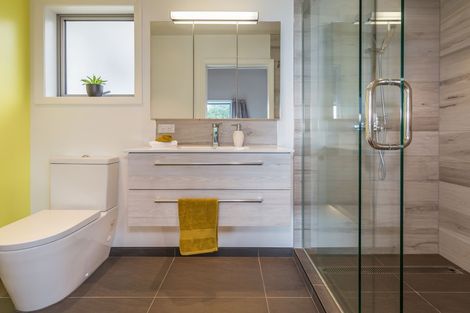 Photo of property in 97b Mount Pleasant Road, Mount Pleasant, Christchurch, 8081