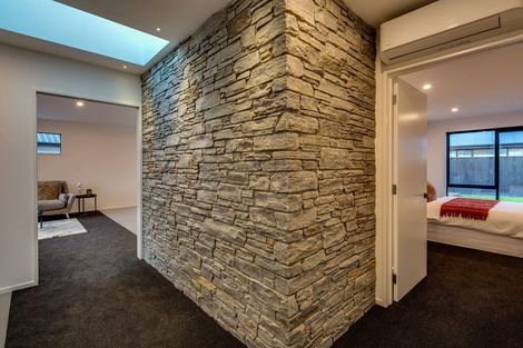 Photo of property in 27 Reece Place, Marshland, Christchurch, 8051