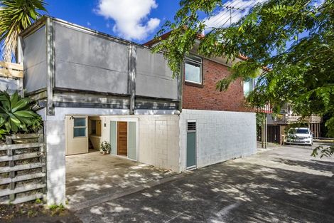 Photo of property in 35a Bay Street, Red Beach, 0932