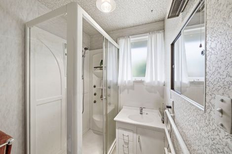 Photo of property in 17 Wolsey Place, Hillmorton, Christchurch, 8025