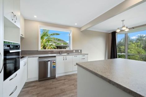 Photo of property in 11 Hall Road, Matua, Tauranga, 3110