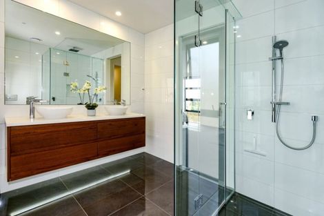 Photo of property in 161 Hackthorne Road, Cashmere, Christchurch, 8022