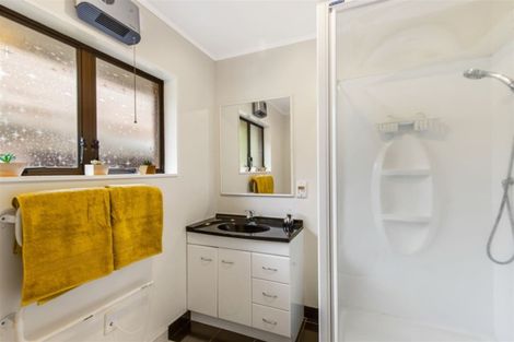 Photo of property in 112 Mark Avenue, Grenada Village, Wellington, 6037