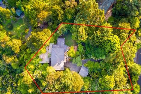 Photo of property in 3 Ngaio Road, Titirangi, Auckland, 0604