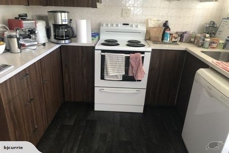 Photo of property in 24 Kent Crescent, Awapuni, Palmerston North, 4412