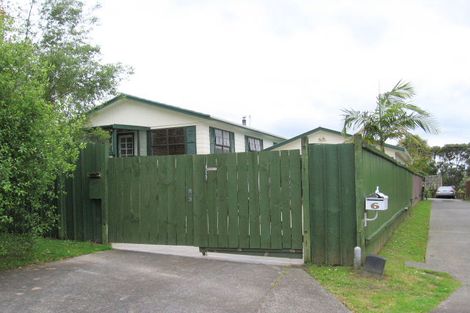 Photo of property in 4 Benita Place, Sunnyvale, Auckland, 0612