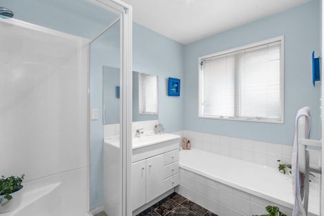 Photo of property in 22 Garforth Green, Halswell, Christchurch, 8025