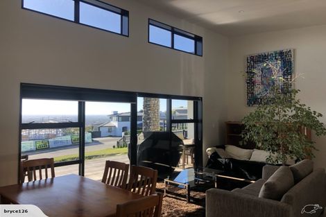 Photo of property in 117 Penruddock Rise, Westmorland, Christchurch, 8025