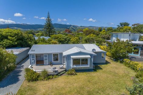 Photo of property in 5 Tainui Street, Raumati Beach, Paraparaumu, 5032