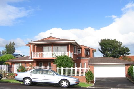 Photo of property in 12 Ullswater Place, Half Moon Bay, Auckland, 2012