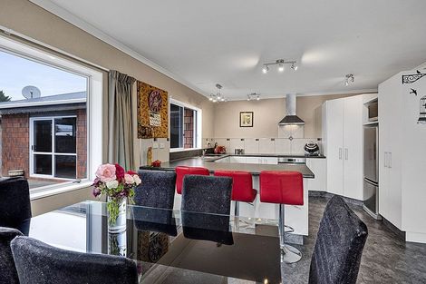 Photo of property in 9 Hobson Street, Normanby, Hawera, 4614