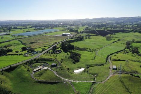 Photo of property in 338 Burtt Road, Runciman, Drury, 2578