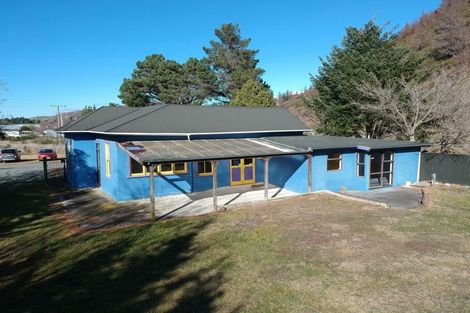 Photo of property in 12 Ranfurly Street, Kurow, 9435