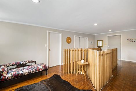 Photo of property in 890 Beach Road, Waiake, Auckland, 0630