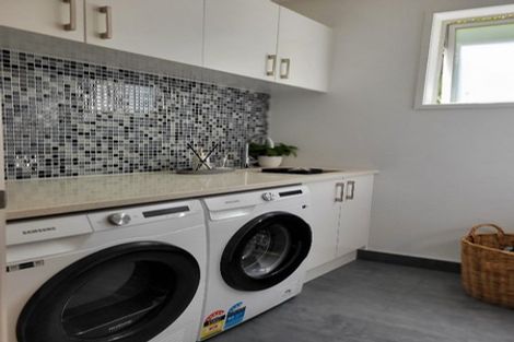 Photo of property in 699a Great North Road, Grey Lynn, Auckland, 1021