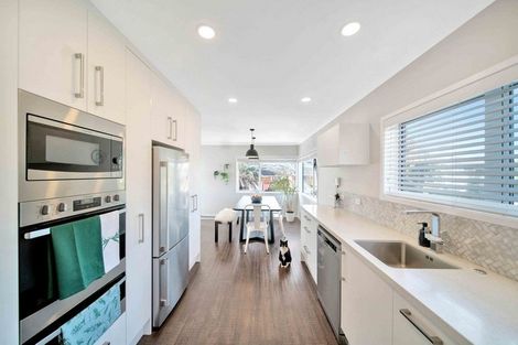 Photo of property in 59 Ray Small Drive, Pahurehure, Papakura, 2113