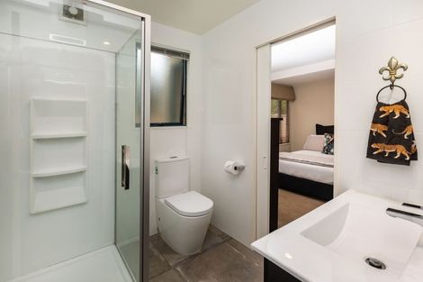 Photo of property in 105b Holly Road, St Albans, Christchurch, 8014