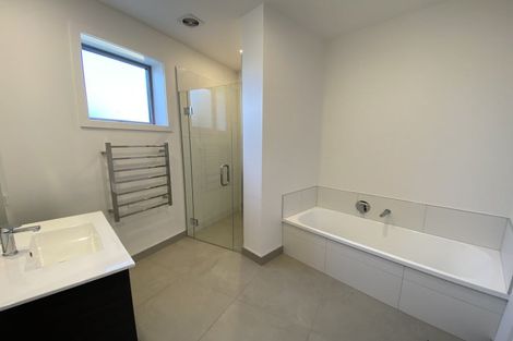 Photo of property in 12b Florence Close, Queenstown Hill, Queenstown, 9300