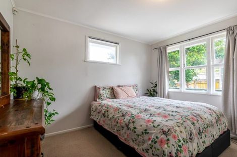 Photo of property in 61a Cobham Crescent, Kelston, Auckland, 0602