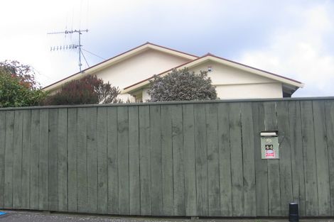 Photo of property in 44 Chelwood Street, Takaro, Palmerston North, 4412