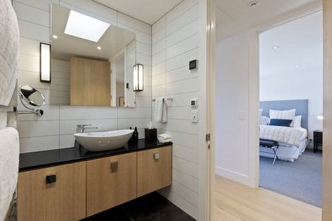 Photo of property in 1 Owen Marshall Lane, Arrowtown, 9371