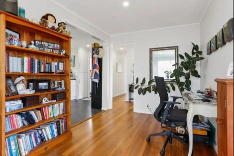 Photo of property in 19 Kotahi Road, Mount Wellington, Auckland, 1062