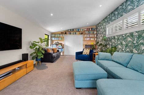 Photo of property in 13 Lilac Close, Cambridge, 3434