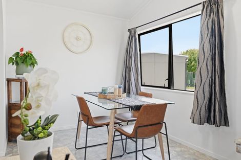 Photo of property in 5 Ngareta Road, Mourea, Rotorua, 3074