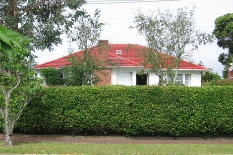 Photo of property in 230 Whitney Street, Blockhouse Bay, Auckland, 0600