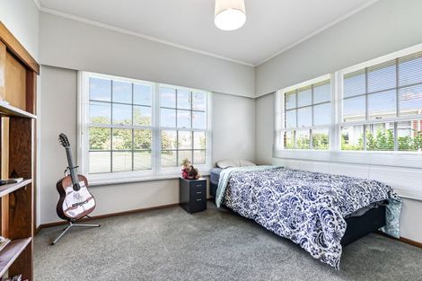 Photo of property in 39 Hillcrest Road, Hillcrest, Hamilton, 3216