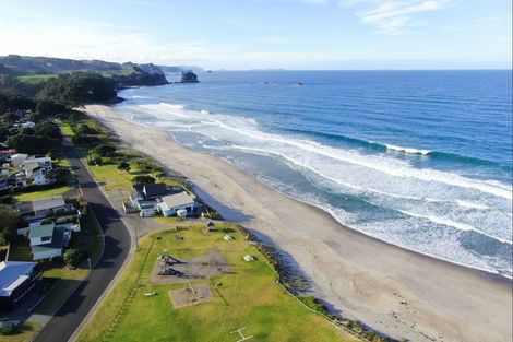 Photo of property in 8 Ross Place, Whiritoa, Whangamata, 3691