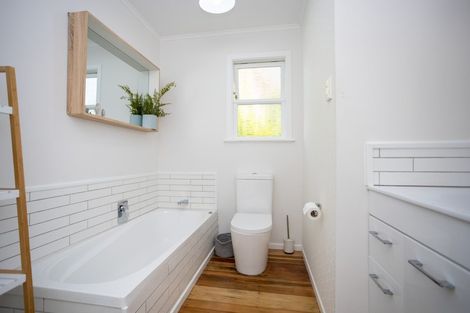 Photo of property in 18 Eaton Crescent, Otamatea, Whanganui, 4500