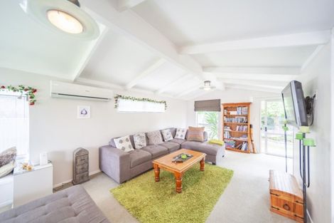 Photo of property in 13a Windsor Terrace, Taradale, Napier, 4112