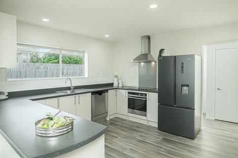 Photo of property in 3b Pine Road, Orewa, 0931