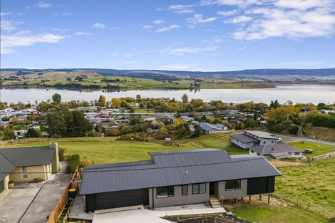 Photo of property in 6 Kingsgate Lane, Waihola, Milton, 9073