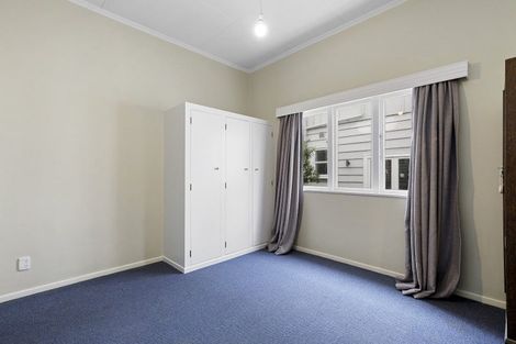 Photo of property in 23 Trent Street, Island Bay, Wellington, 6023