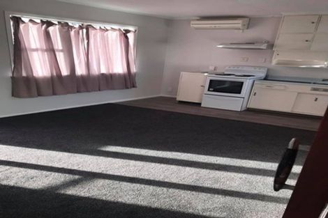 Photo of property in 37 Kapiti Road, Paraparaumu, 5032