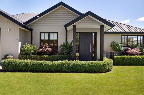 Photo of property in 11 Bridesdale Drive, Lake Hayes, Queenstown, 9304