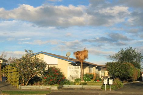 Photo of property in 4/5 Railey Place, Greenmeadows, Napier, 4112