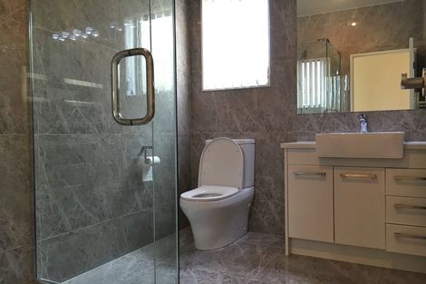 Photo of property in 16 Moville Drive, Flat Bush, Auckland, 2019