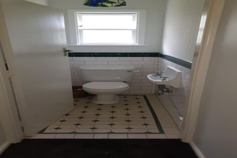 Photo of property in 33 Joyce Crescent, Ilam, Christchurch, 8041