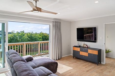 Photo of property in 8 Lorna Place, Brookfield, Tauranga, 3110