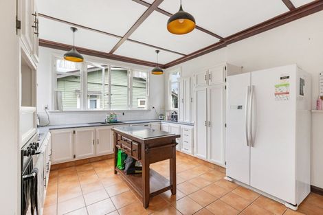 Photo of property in 21a Shamrock Street, Takaro, Palmerston North, 4412