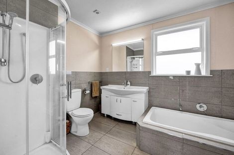 Photo of property in 48 Fantham Street, Hawera, 4610