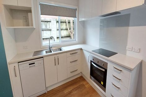 Photo of property in 5a Rosebank Road, Avondale, Auckland, 1026