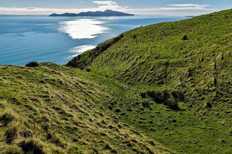 Photo of property in 1275 Paekakariki Hill Road, Paekakariki Hill, Porirua, 5381